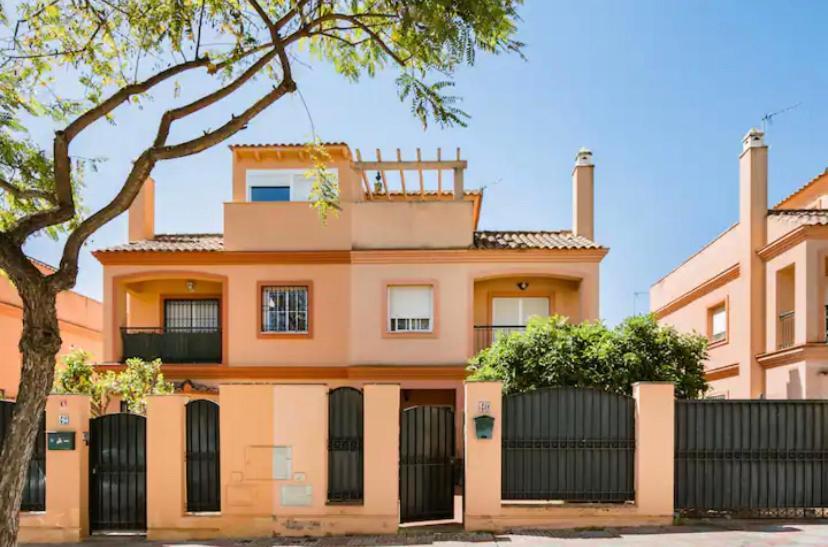 3 La Casa De Marilo Apartamento Tomares Exterior foto